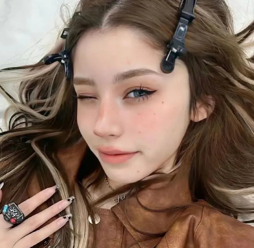 少女哪吒海报